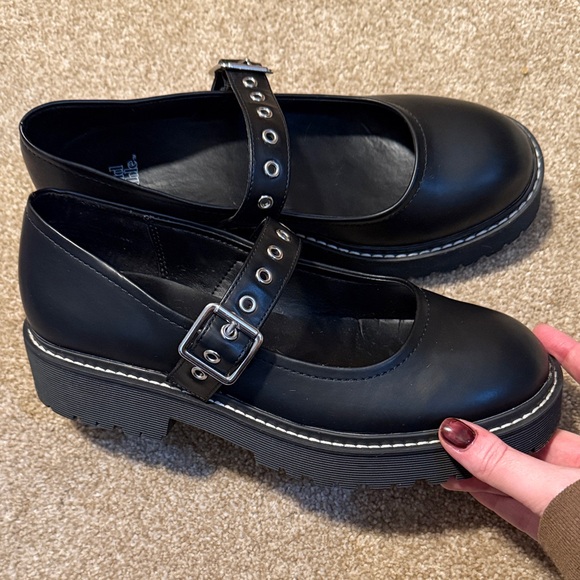 Wild Fable Black Mary Jane Shoes with Buckle Strap - Picture 4 of 5